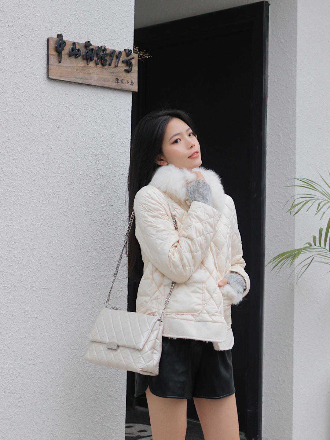 修饰|羽绒服要遮肉更要时髦,看潮人给你亲身示范,好用还简单!