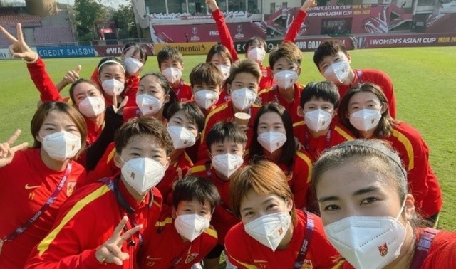 半决赛|寒心不?女足6-5淘汰日本队,国足无人送祝福,李霄鹏李铁全沉默