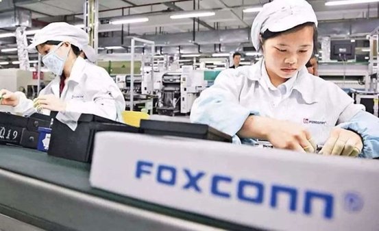 郭台铭|代工巨头富士康发新车挑战特斯拉，郭台铭想要走向“品牌化”？