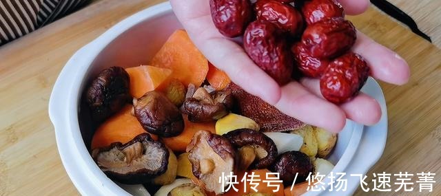 用板栗这样炖汤，益气补血，健脾养胃，经常熬夜的朋友要多喝2碗！