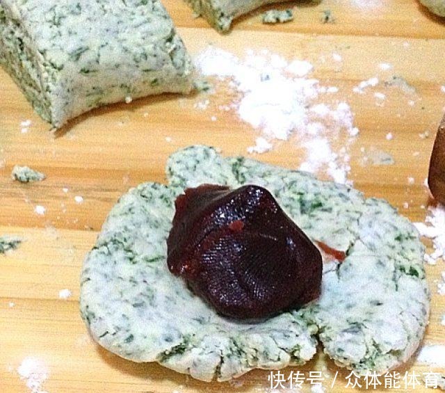 艾糍,我连吃了5个才过瘾,真的好怀念