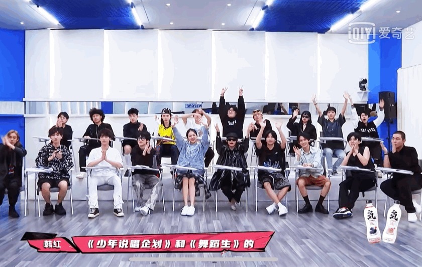 《爆裂舞台》第四次竞演开启！爆裂女孩触发新关卡，盲盒嘉宾强势来袭！
