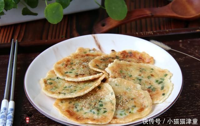 天天|儿子迷上这早餐,做法简便快速,脆糯咸香,天天让我给他做