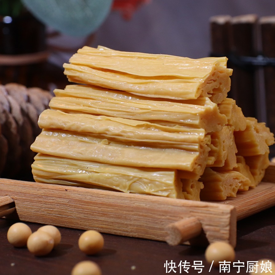 买腐竹时,选颜色“深”的还是“浅”的?终于搞明白了,别买错了