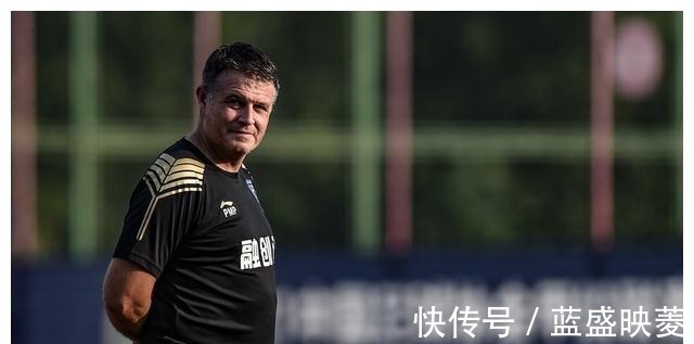 官宣|武汉三镇三大强援正式官宣!中超新军备战新赛季绝对认真!