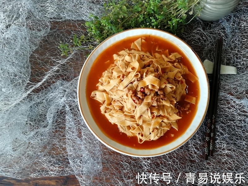 豆瓣酱|豆皮新做法,吃完浑身热乎乎,适合天冷吃