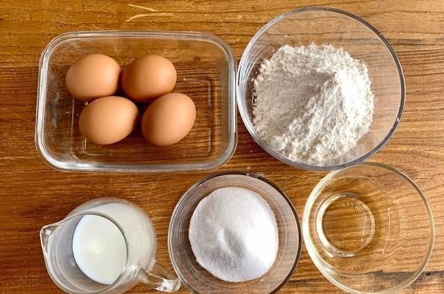 电饭锅蛋糕怎么不湿不粘还蓬松,配方和雷点依次总结,想失败都难