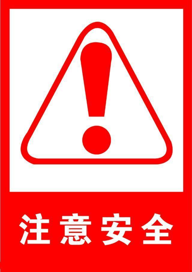 瑜伽|妈妈在家倒立练习瑜伽,宝宝的这个动作亮了,爸爸调侃:没眼看