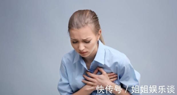 肿瘤|当乳房出现酒窝症状时,也许是癌症找上门了,你有此情况吗?