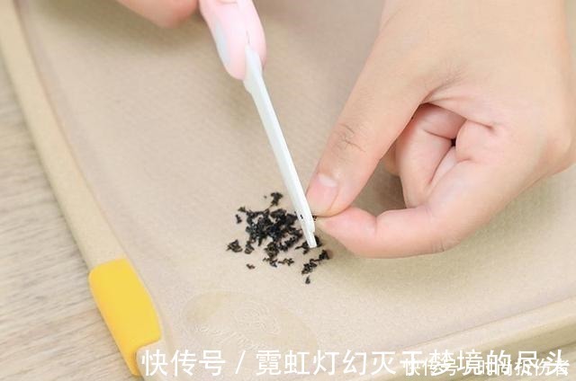 蛋黄|钙含量是牛奶的7倍,嫩到不用牙咬,补钙又长个,我只花了5块钱