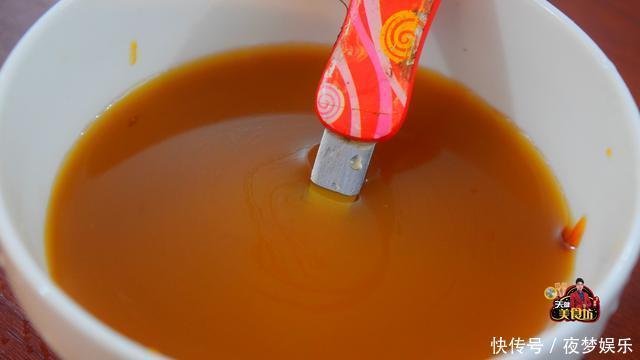 猪肝炒出来鲜嫩不老,原来是有窍门的,不单单是30秒爆炒出锅