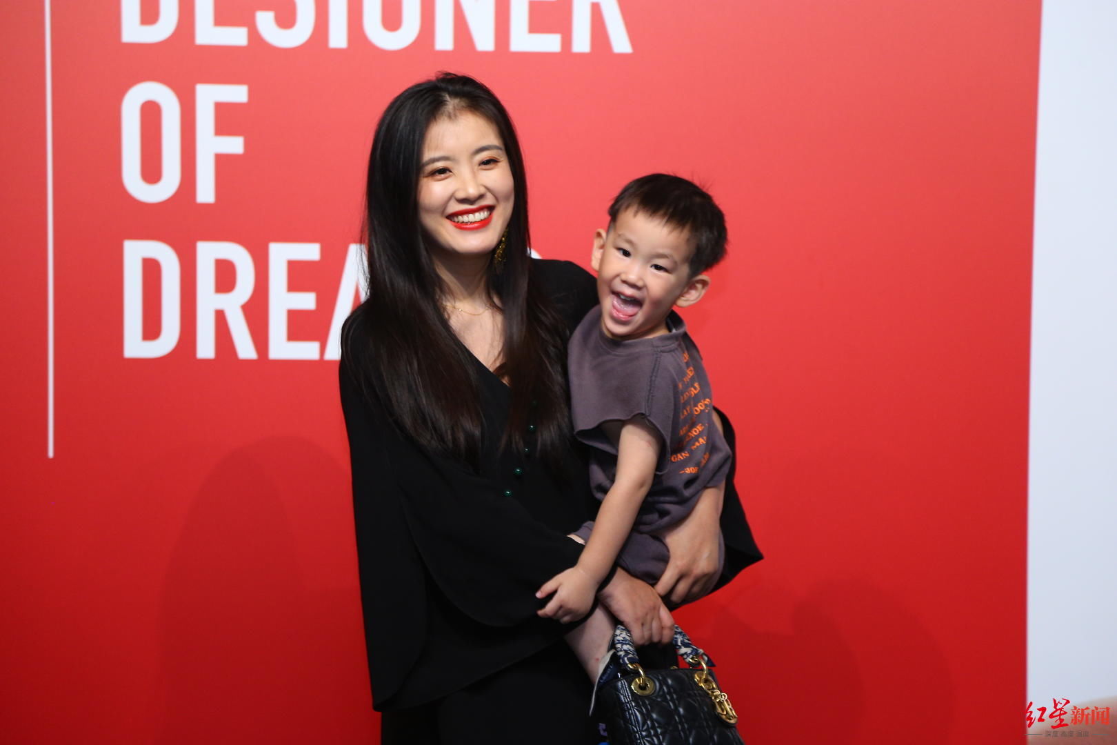 成都商报之夜优雅ending|踏雨而来尽兴而归，DIOR & 成都商报之夜优雅ending