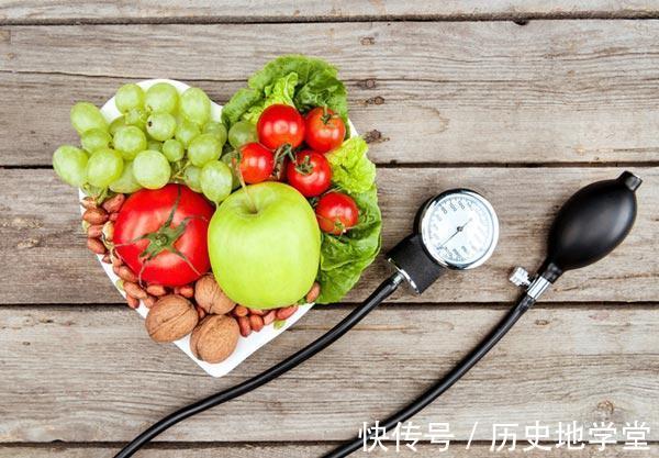 快走|中年人，测血压145／95是高血压吗，快走能恢复正常吗？医生讲清楚