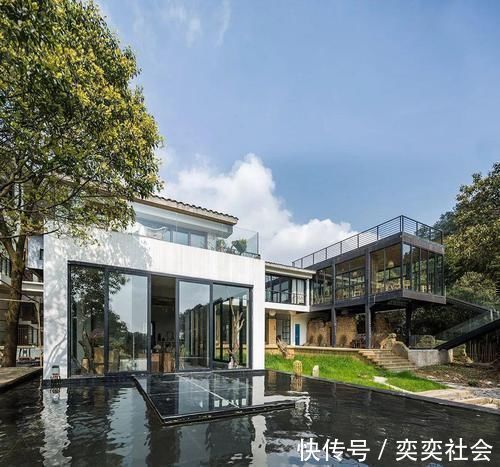 草木|他归隐山林,租了栋800㎡废弃三合院,改造后,却让网友羡慕不已