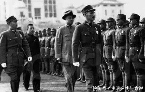 战况|张灵甫被困在孟良崮，李天霞做出两个决定，影响了战况！