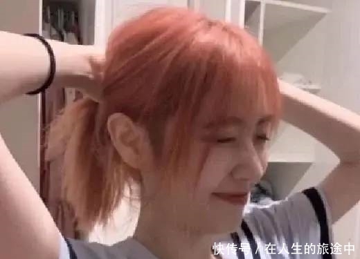 头发|小学妹别再扎“低马尾”了，现在流行“青春马尾”，当心校草主动撩