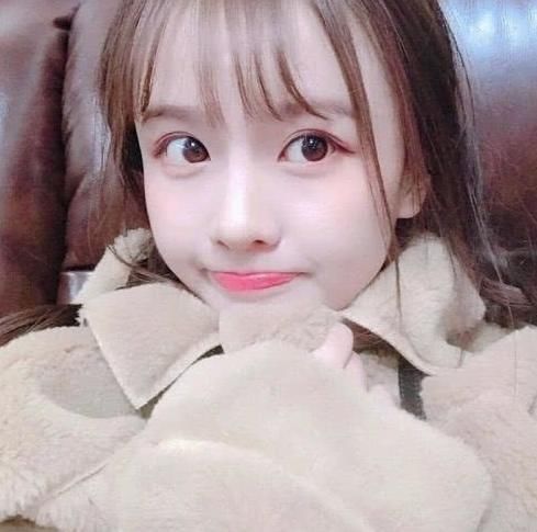 女孩子眼睛若有这“3标志”,天生自带“眼妆效果”,离脱单还远吗