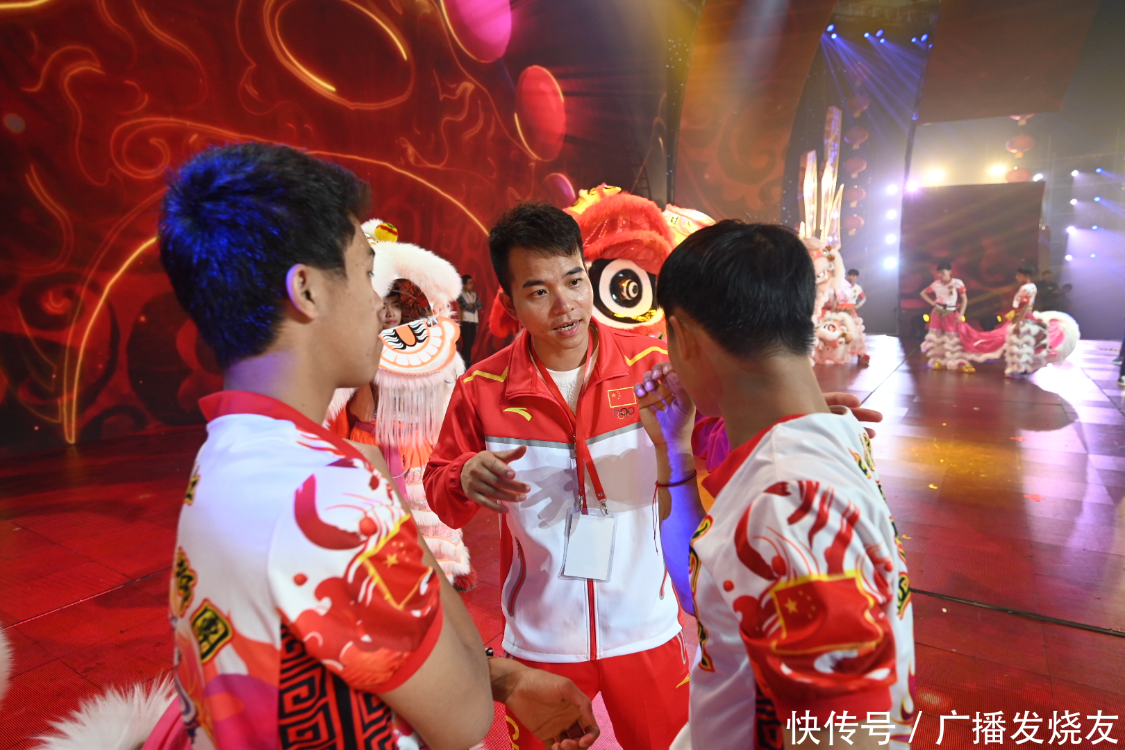 永存|凤凰涅槃狮魂永存