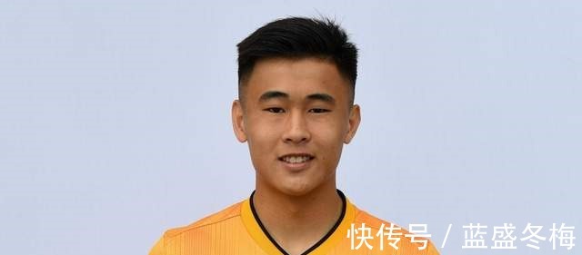 核心|FIFA确认!22岁归化可为国足出场,里皮助手他是未来10年核心!