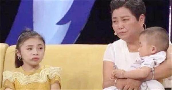 残疾人|“袖珍女孩”潘丽炫:0.9米嫁1米75小伙,不听劝告生娃后咋样了?