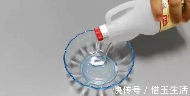 混合|白醋和牙膏混合在一起真实用,家里主妇都需要,一年能省下好几百