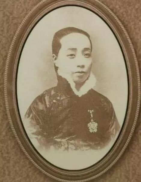  花王|【苏州】做客花王居——牟志红 指尖上的姹紫嫣红