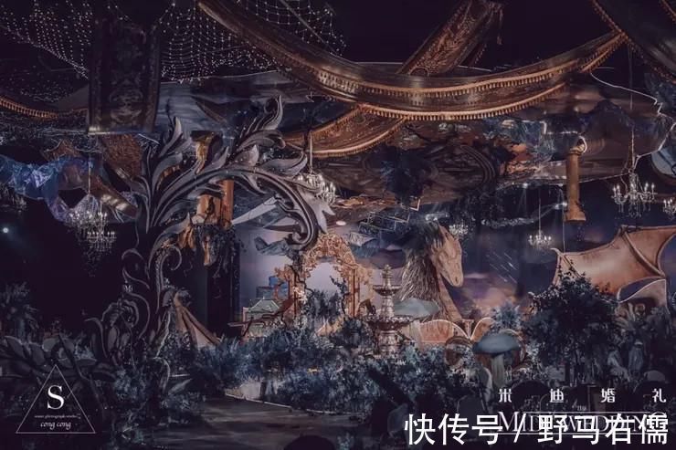 中世纪@用浓烈的色彩和精美的造型,带你感受一场沉浸式的北欧神话婚礼