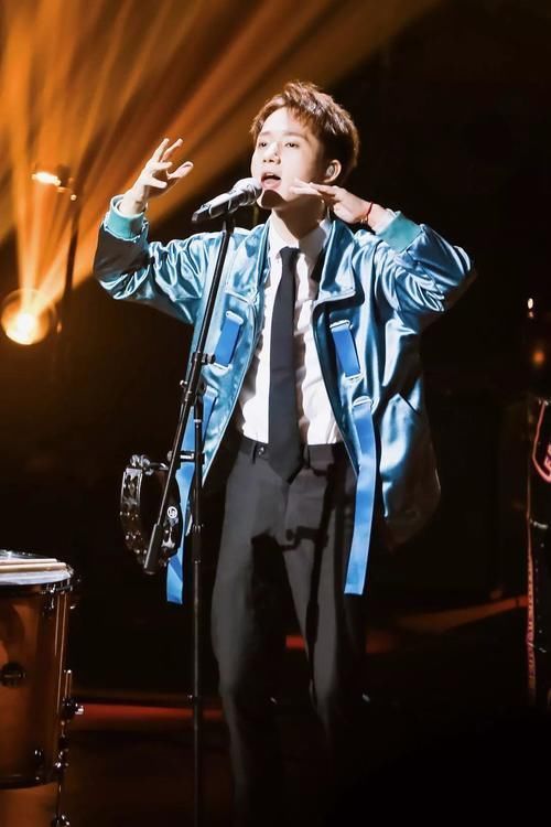 导师 周深担任《创4》导师,而《中国好声音》冠军却以选手身份参赛