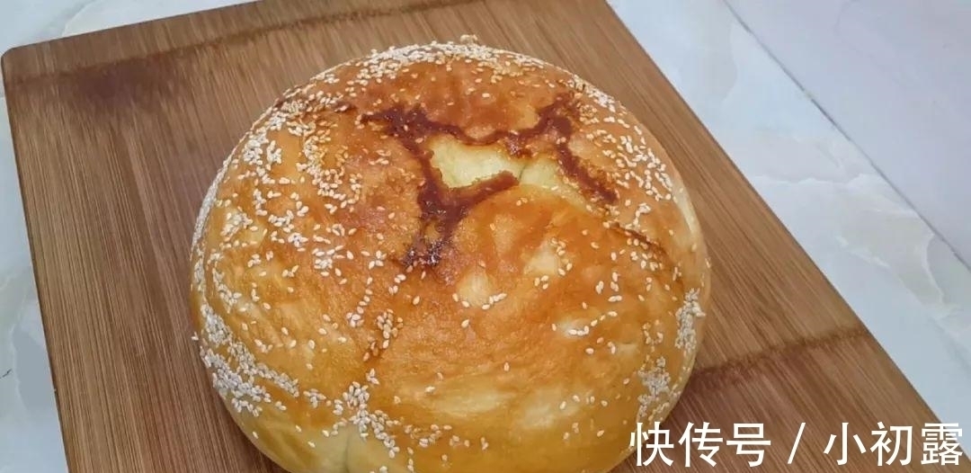 面包|面粉这样做才好吃, 不用烤箱, 不用黄油, 也能做出拉丝面包, 超香