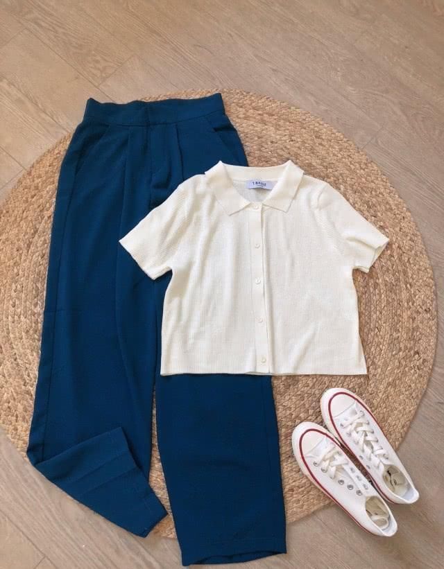 收藏啦28套简约,越看越好看的夏季日常舒适搭配LOOK