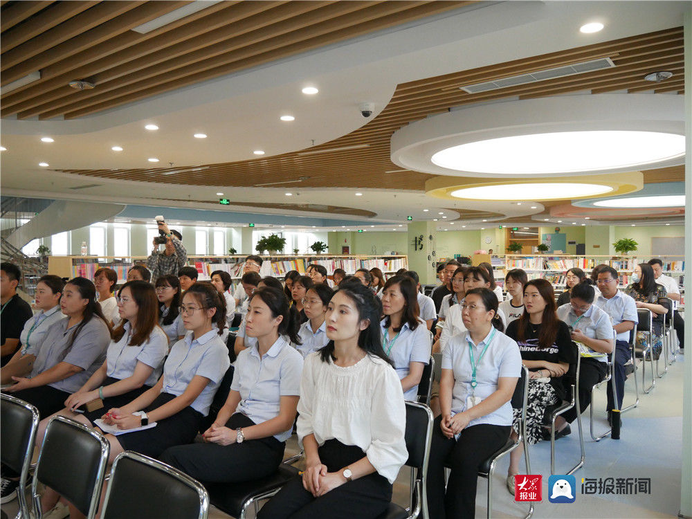 海信|浓浓尊师意 款款爱师情！海信学校这场教师节仪式感拉满