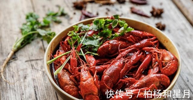 “五香粉”和“十三香”有何区别搞懂了再用,用错做菜难以下咽!