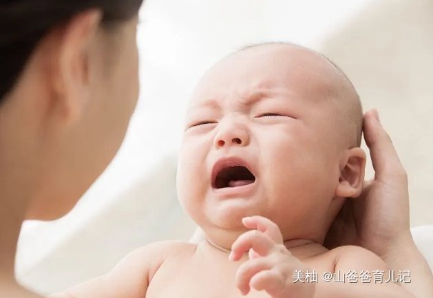 有种“心安”叫开水烫奶瓶，自以为很卫生，这种做法却伤了娃