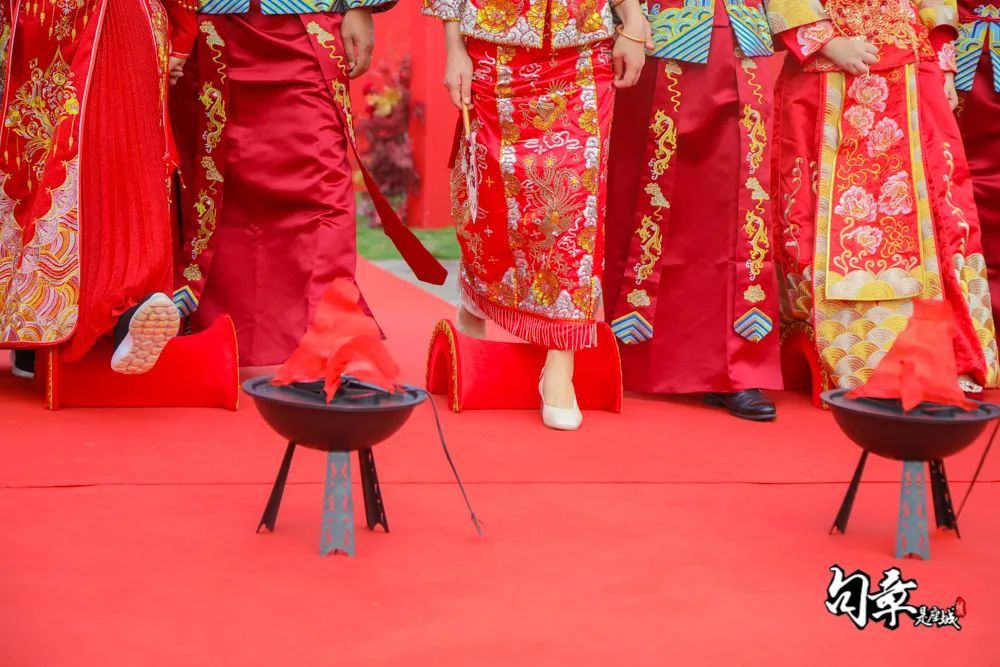 见证|千年慈城见证这场中式婚礼，今日甜蜜值已超标！