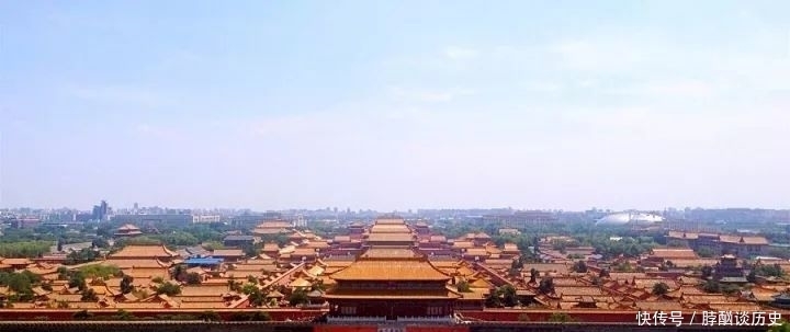 故宫的房间总数为何是“九千九百九十九间半”?