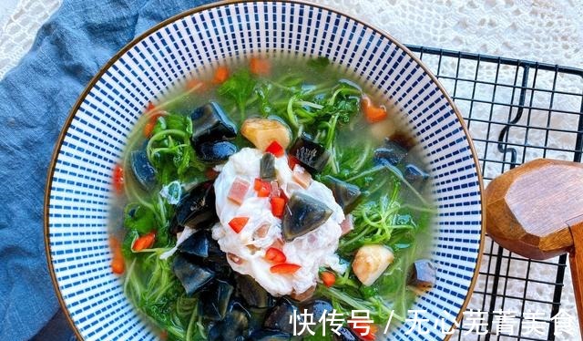 毛菜|秋天遇到这种蔬菜,再贵也要买,营养丰富,脆嫩爽口,去秋燥补钙!