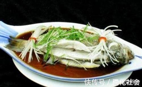 蒸鱼豉油蒸之前加好还是蒸好鱼后再加呢？有影响吗？