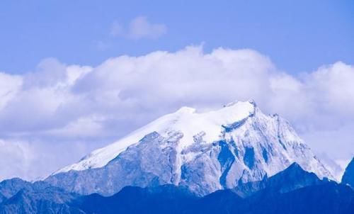 中国八大夺命雪山 可望不可攀