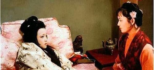 扒灰|秦可卿是自愿与贾珍“扒灰”的听她自己是怎么跟贾珍说的