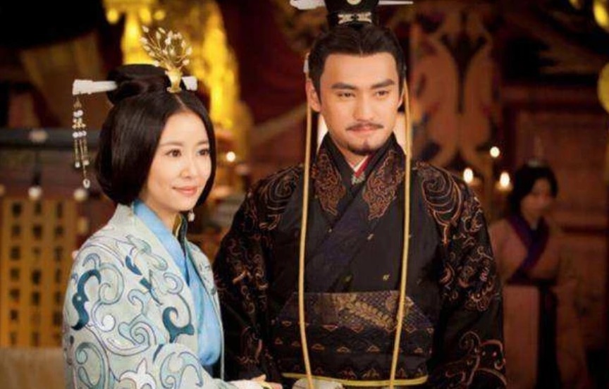 刘秀|丈夫当兵打仗一去不回,2年后妻子被召入宫,却发现丈夫成了皇帝