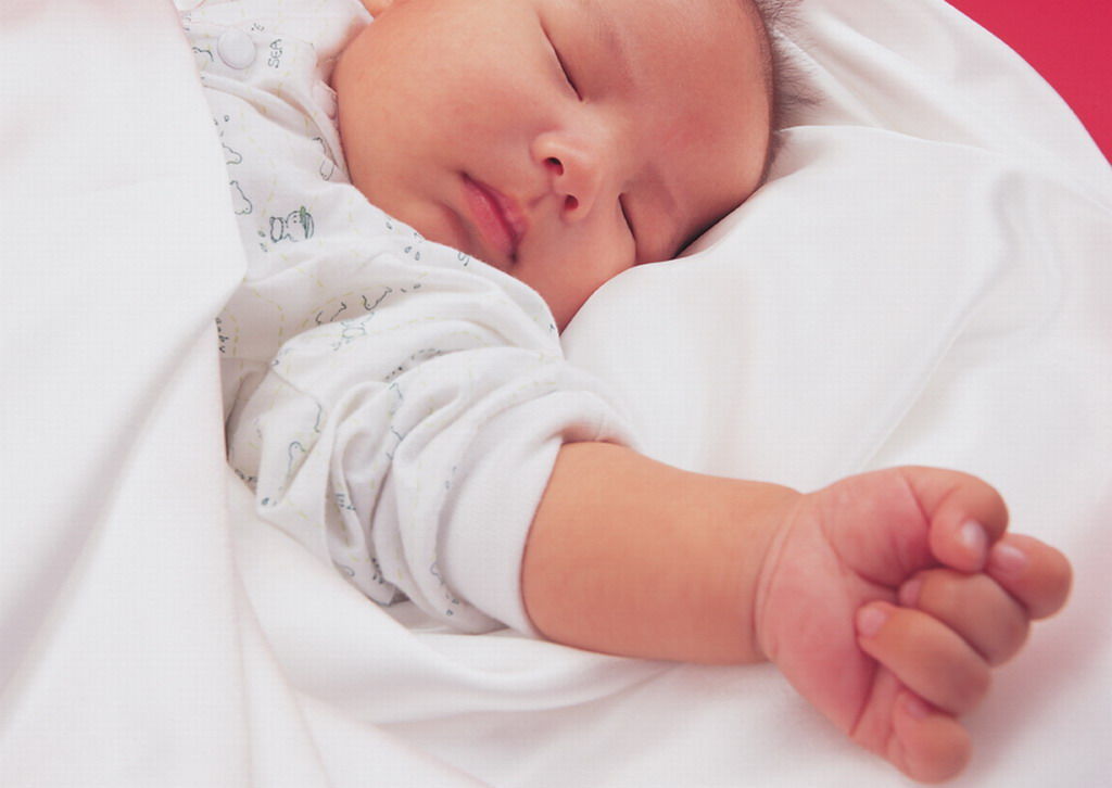 阿氏|新生儿出生后必做的三项检查,有两个关系智力发育,父母不可大意