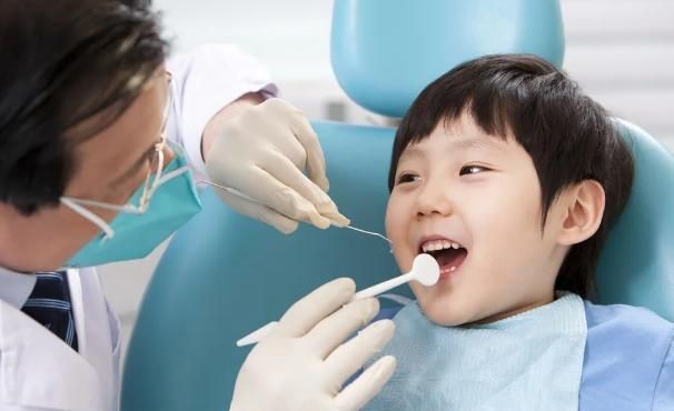 家长|孩子睡觉总是磨牙,是缺钙还是有蛔虫,家长要及时找到原因