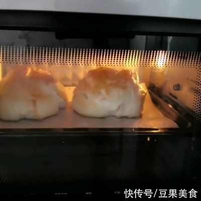 老妈|老妈做的黄桃奶油舒芙蕾，怎么吃都不腻