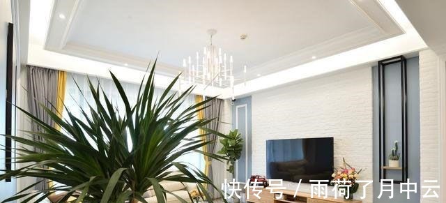 衣帽间|180㎡大平层装成北欧风,不光过道打了整体柜子,独立水吧给力