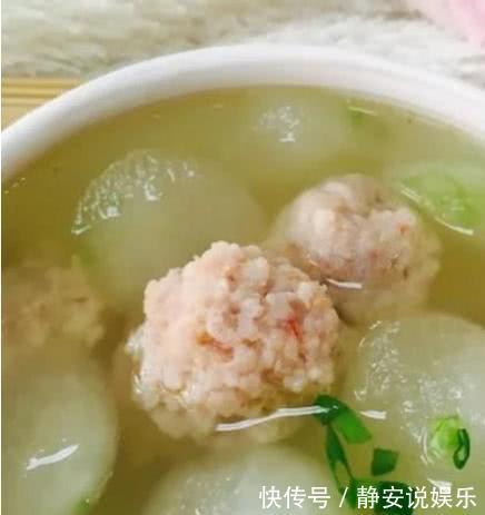 丸子|天热这汤一定要多做给家人喝，清香爽口解暑又补钙，好喝又容易做