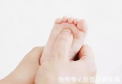 小脚丫|多摸摸这两个部位,宝宝越来越聪明!宝妈来了解一下