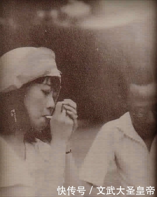 清朝|清朝人物老照片，看溥仪和婉容的感情，少时单纯顽皮气氛和谐！