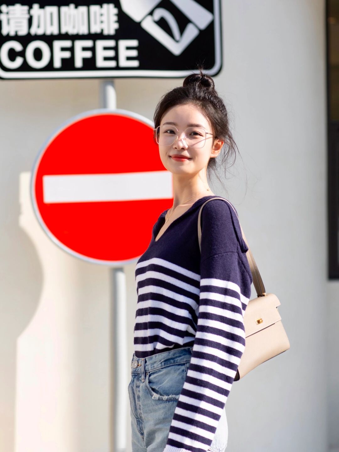 搭配|秋季，小个子怎么穿才洋气？穿格子连衣裙复古时髦，公主范十足