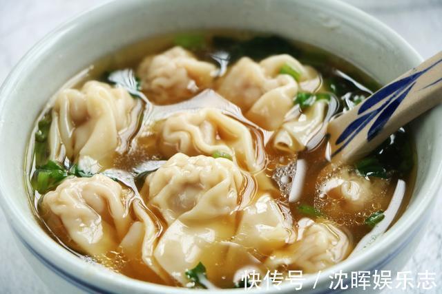 快手秘制小馄饨,3分钟搞定早餐,热气腾腾元气满满一整天