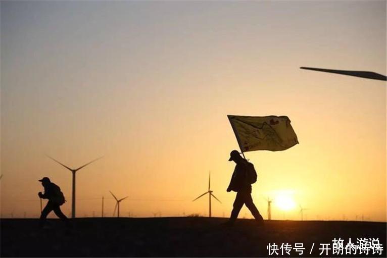 故乡|少年时《故乡》是童年，中年时《故乡》是现实，我们都是闰土